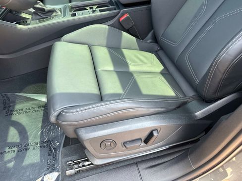 Used 2025 Audi Q3 2.0T Premium image 20