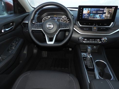 New 2025 Nissan Altima 2.5 SV w/ SV Special Edition Package image 16