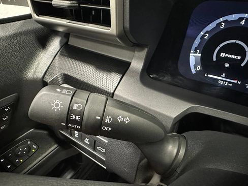 Used 2025 Toyota 4Runner Limited AWD/4WD image 21