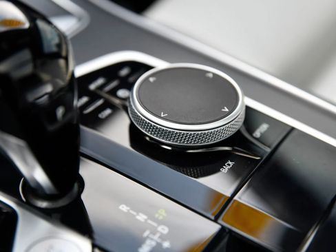 Used 2023 BMW X5 xDrive40i w/ Premium Package image 22