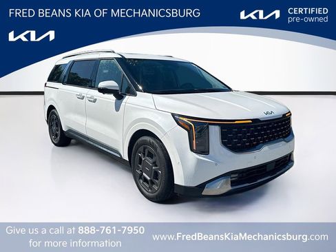 Certified 2025 Kia Carnival SX FWD image 1
