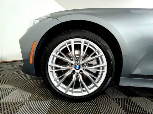Used 2023 BMW 330i xDrive Sedan w/ Convenience Package AWD/4WD image 2