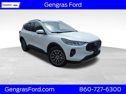 New 2025 Ford Escape SE FWD image 1