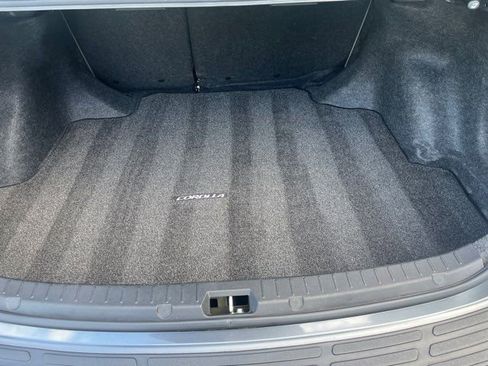 Used 2012 Toyota Corolla LE image 24