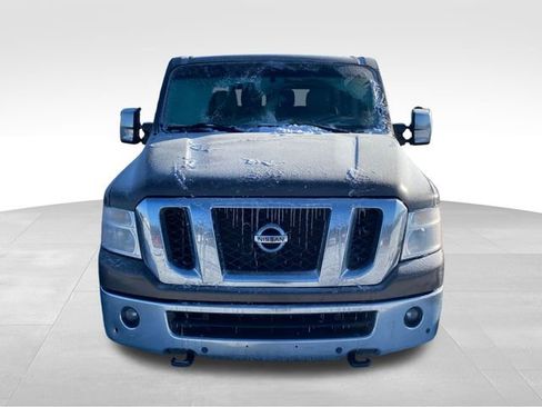 Used 2013 Nissan NV 3500 SL w/ Technology Pkg image 10