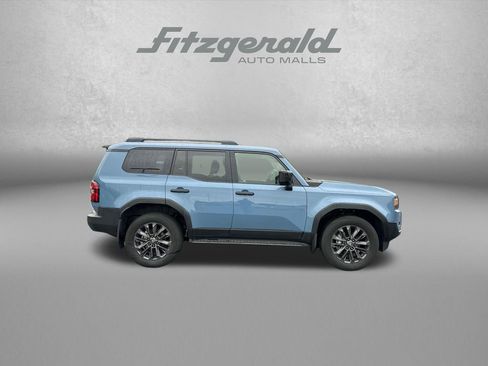 Used 2026 Toyota Land Cruiser w/ Premium Package AWD/4WD image 8