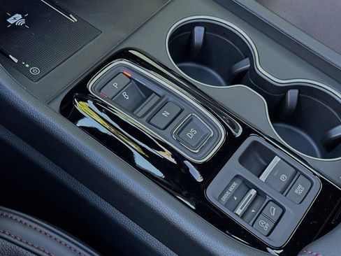 New 2025 Honda Pilot Black Edition image 20