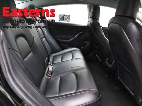 Used 2018 Tesla Model 3 Long Range RWD image 17