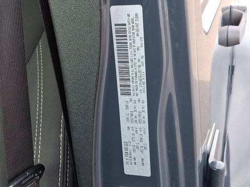 Used 2018 Jeep Wrangler Unlimited Sahara image 25