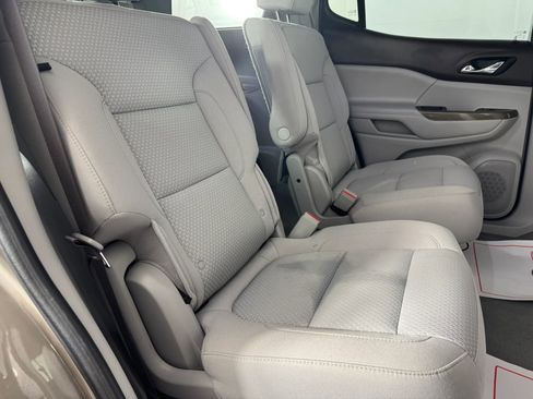 Used 2022 GMC Acadia SLE w/ Driver Convenience Package AWD/4WD image 38
