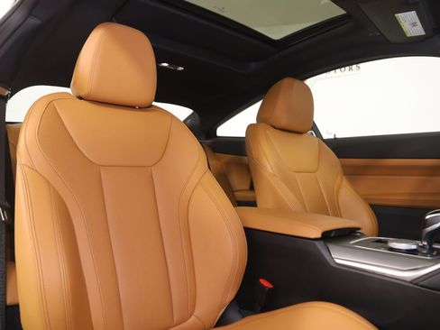 Used 2023 BMW M440i Coupe image 13