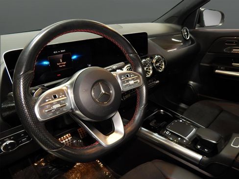 Used 2021 Mercedes-Benz GLA 45 AMG 4MATIC image 16