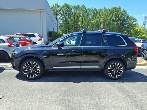 Used 2025 Volvo XC90 B5 Plus w/ Protection Package Premier AWD/4WD image 8