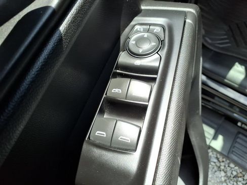 Used 2019 Chevrolet Silverado 1500 Custom w/ Custom Value Package AWD/4WD image 23