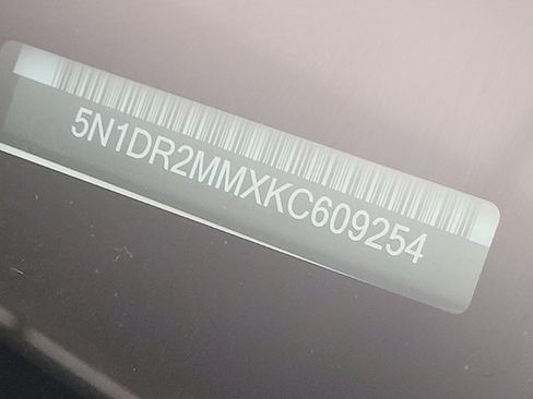 Used 2019 Nissan Pathfinder SL image 33