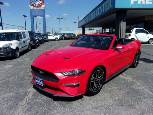 Used 2019 Ford Mustang Premium RWD image 3