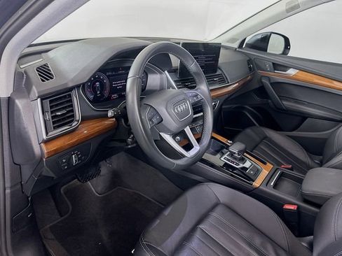 Used 2022 Audi Q5 2.0T Premium Plus w/ Premium Plus Package image 9