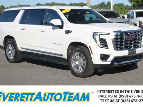 Used 2025 GMC Yukon XL Denali AWD/4WD image 1