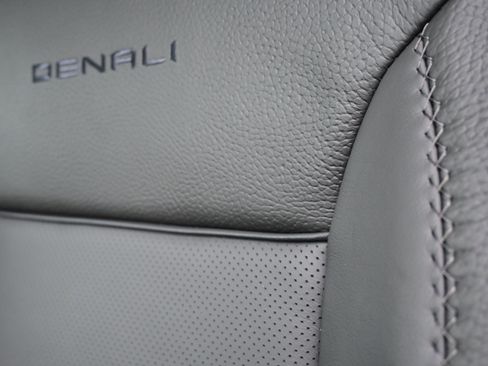 New 2026 GMC Sierra 2500 Denali w/ Denali Reserve Package image 26