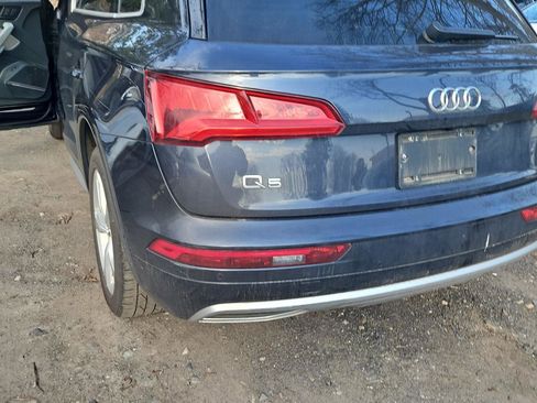 Used 2020 Audi Q5 Prestige w/ Prestige Package image 3
