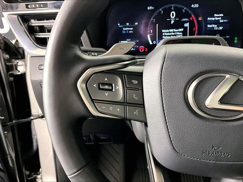 Used 2024 Lexus GX 550 w/ Accessory Package (Z1) image 22