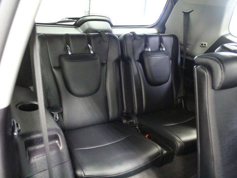 Used 2011 Toyota Highlander SE w/ Convenience Pkg AWD/4WD image 27