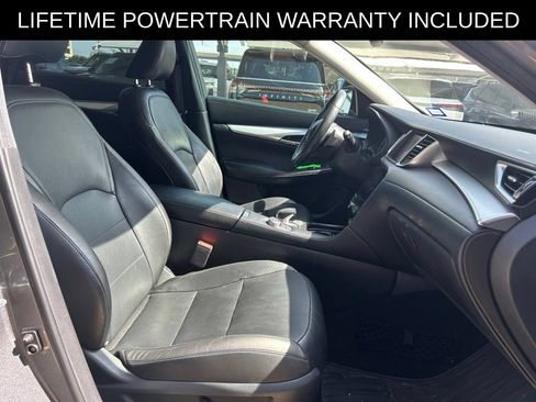 Certified 2019 INFINITI QX50 Essential w/ Premium Heat Package AWD/4WD image 10