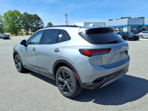 Used 2023 Buick Envision Essence w/ Sport Touring Package FWD image 3