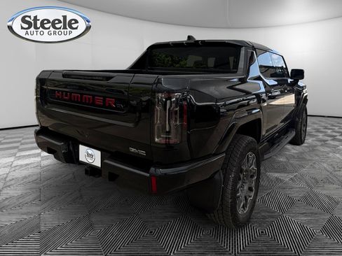 Certified 2025 GMC Hummer EV 3X w/ LPO, Sport Package AWD/4WD image 5