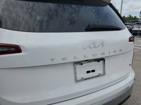 Certified 2024 Kia Telluride LX AWD/4WD image 7