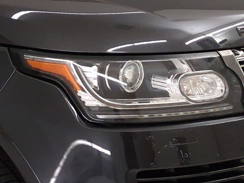 Used 2015 Land Rover Range Rover Supercharged image 8