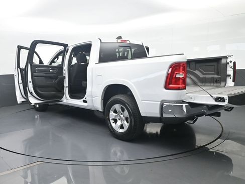 Used 2025 RAM 1500 Big Horn AWD/4WD image 71