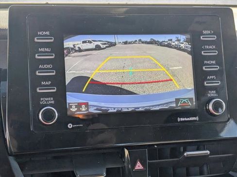 Used 2024 Toyota Camry SE image 13