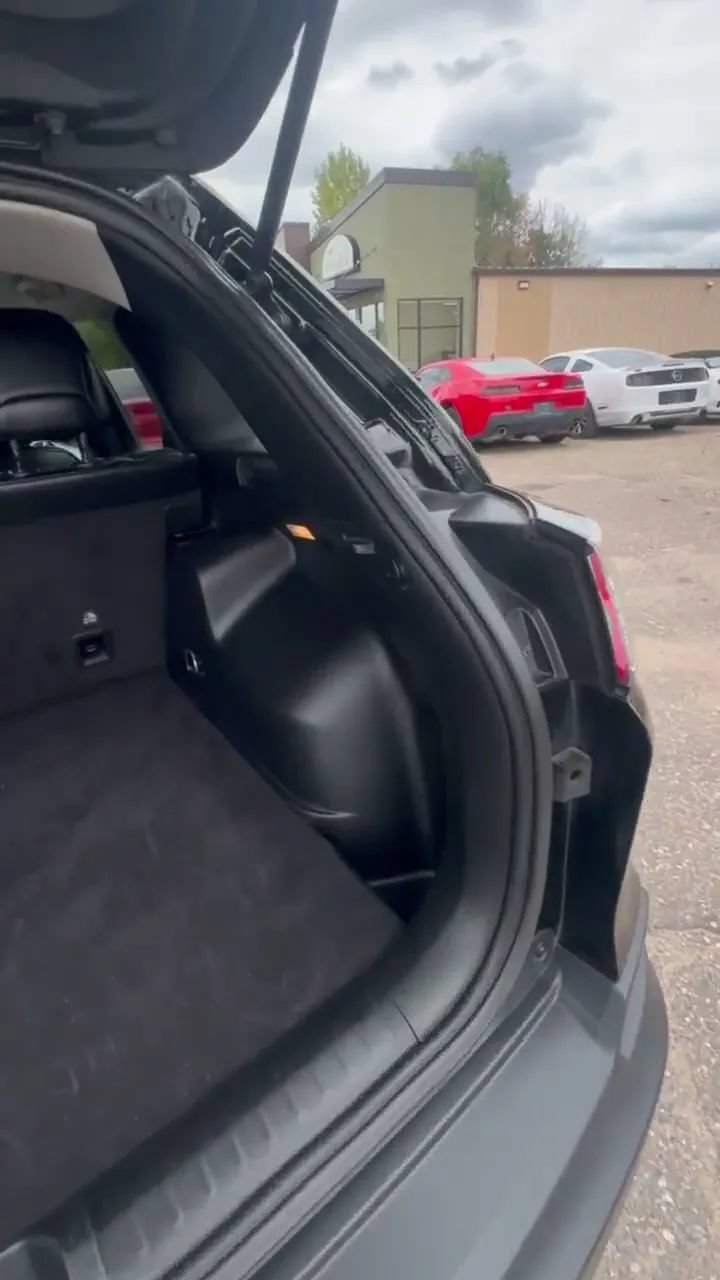 Used 2019 Jeep Cherokee Latitude Plus AWD/4WD image 60