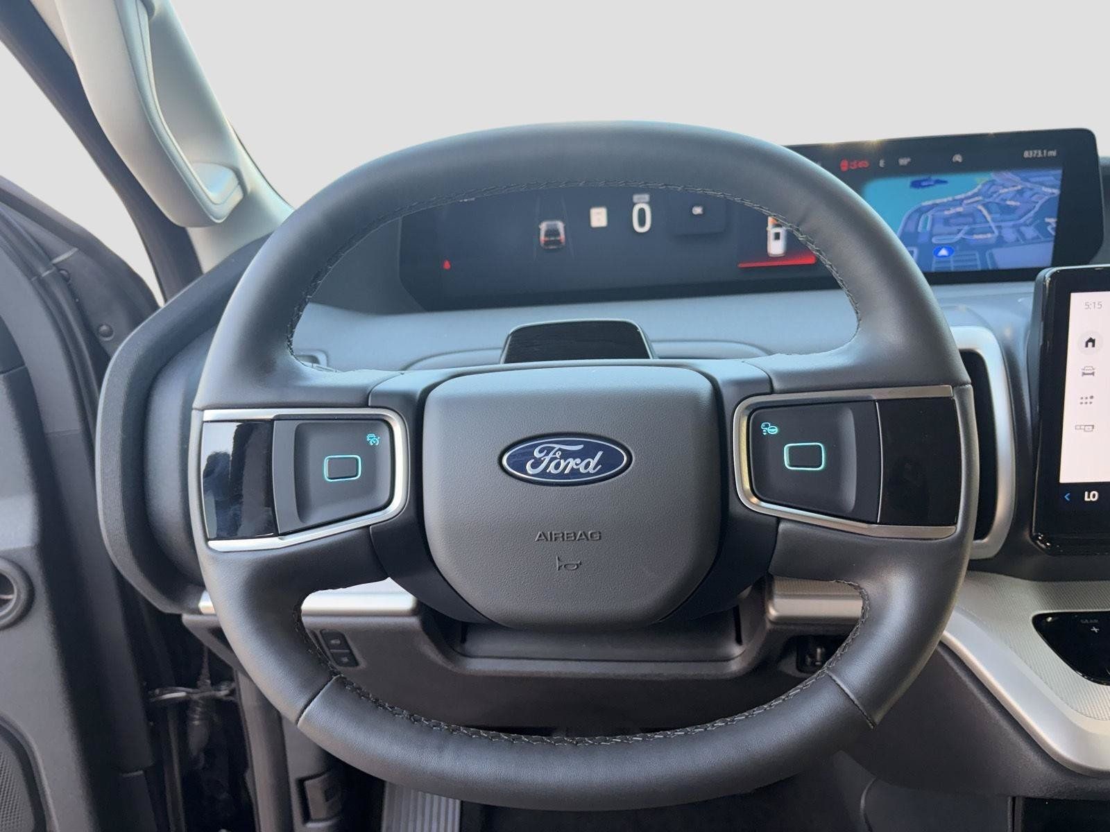 Used 2026 Ford Expedition Active RWD image 14