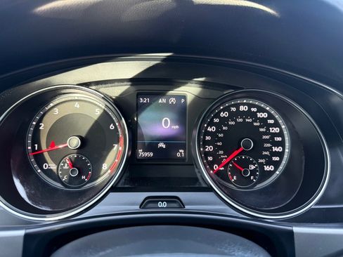 Used 2021 Volkswagen Atlas SE image 29