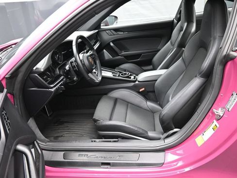 Certified 2023 Porsche 911 Carrera T RWD image 7
