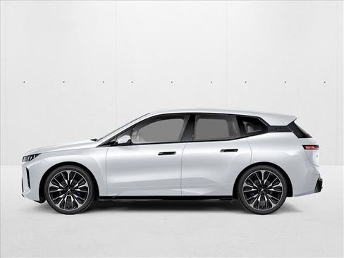 Used 2026 BMW iX xDrive60 AWD/4WD image 2
