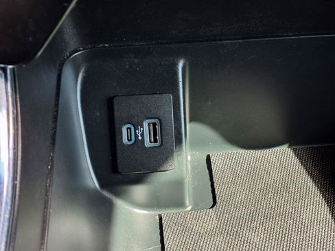 Used 2023 Ford F150 XLT w/ Equipment Group 302A High RWD image 8