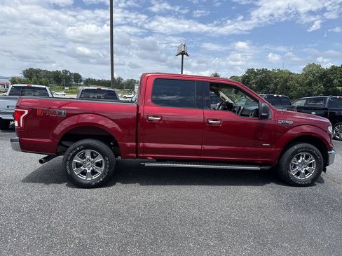 Used 2017 Ford F150 XLT w/ Equipment Group 302A Luxury AWD/4WD image 8
