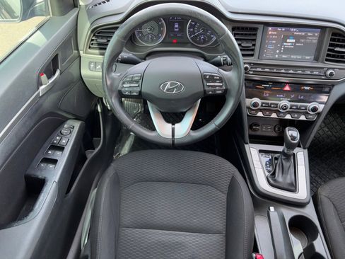 Used 2019 Hyundai Elantra Value Edition w/ Cargo Package image 15