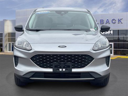 Used 2022 Ford Escape SE image 8