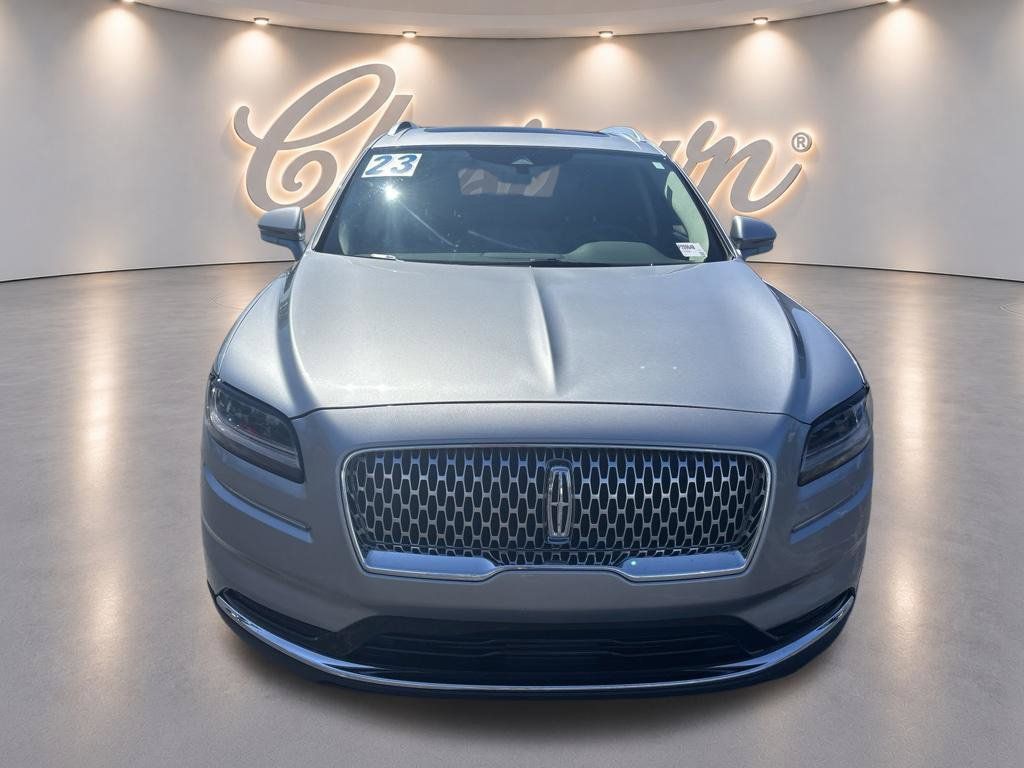 Used 2023 Lincoln Nautilus Reserve AWD/4WD image 8