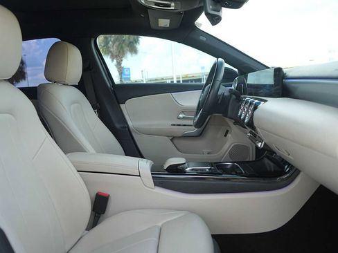 Used 2021 Mercedes-Benz A 220 image 15