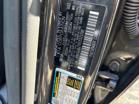 Used 2025 Kia K5 LXS image 25