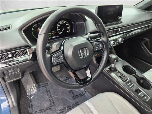 Used 2025 Honda Civic Sport image 10