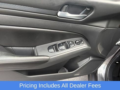 Certified 2024 Nissan Altima 2.5 SV FWD image 24