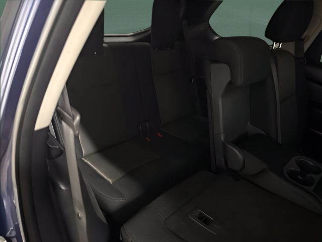 Used 2020 Nissan Pathfinder SV FWD image 15