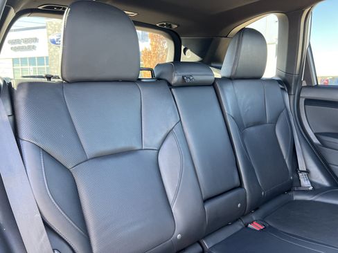Used 2025 Subaru Forester Limited w/ Popular Package #2 image 17