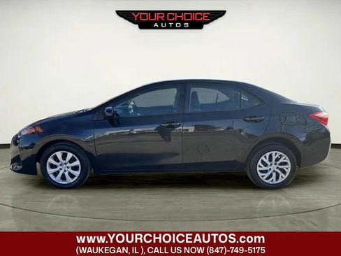 Used 2017 Toyota Corolla LE image 2